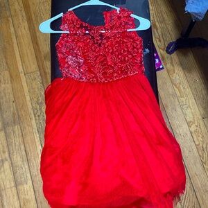 Girl’s Dress size 8